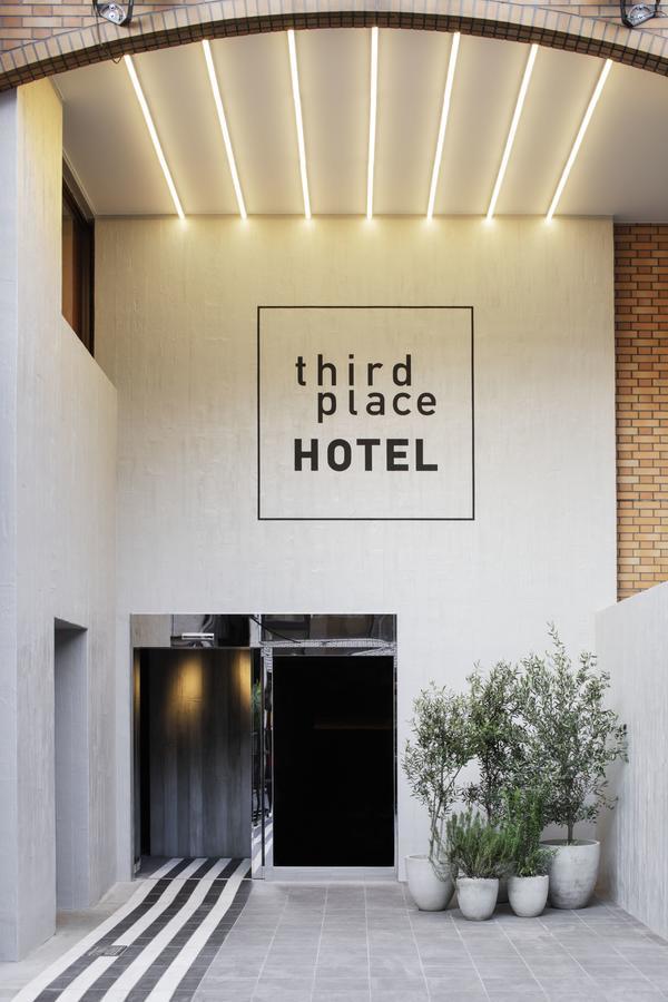 Third Place Hotel Сайтама Экстерьер фото